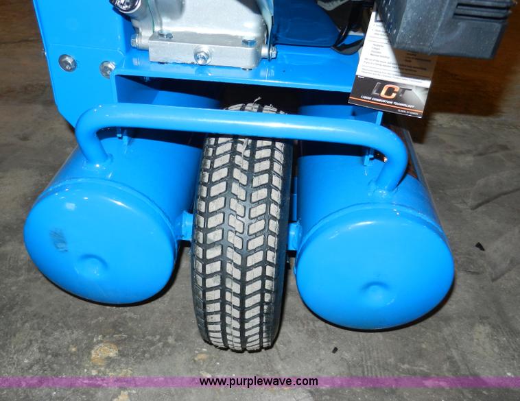 image for item X9048 Pacific PAC-2T eight gallon air compressor