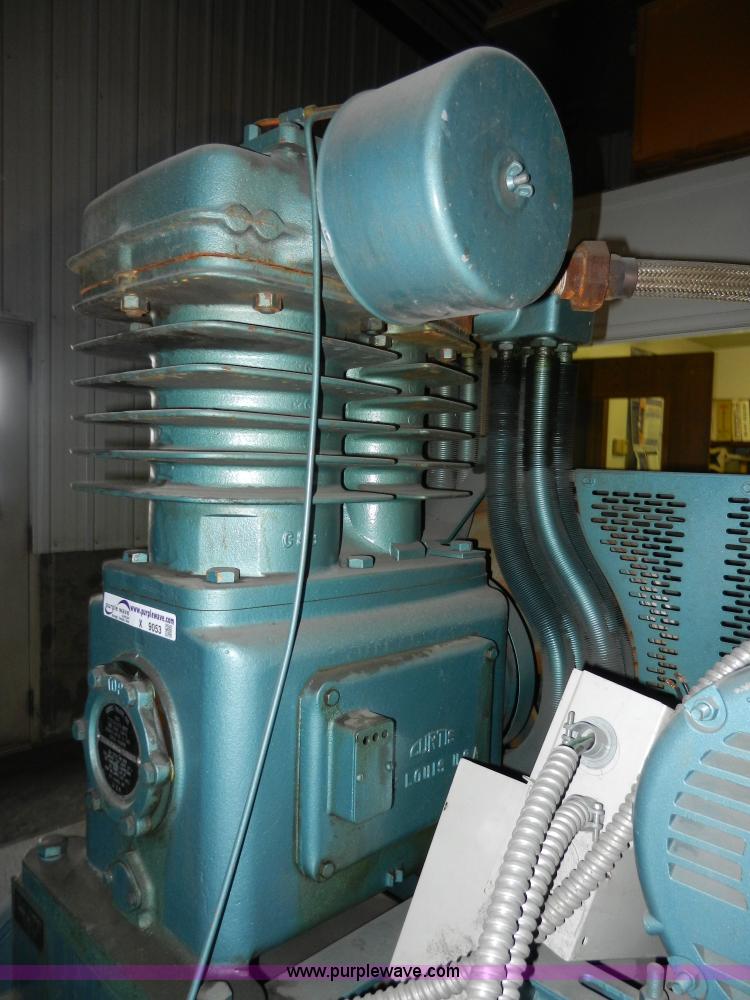 image for item X9053 Curtis 200 gallon air compressor
