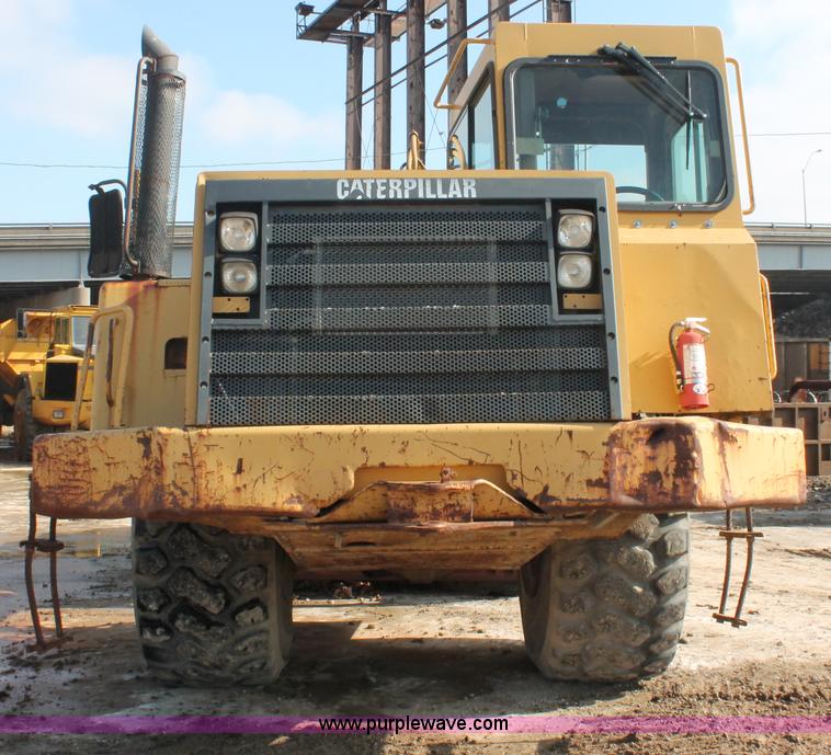 image for item E2814 1998 Caterpillar 615C paddle scraper