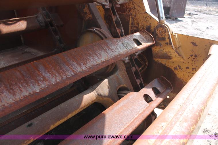 image for item E2814 1998 Caterpillar 615C paddle scraper