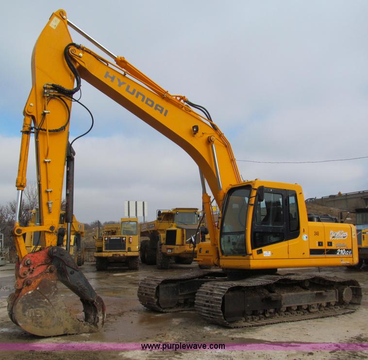 image for item E2815 2004 Hyundai Robex 210LC-7 excavator