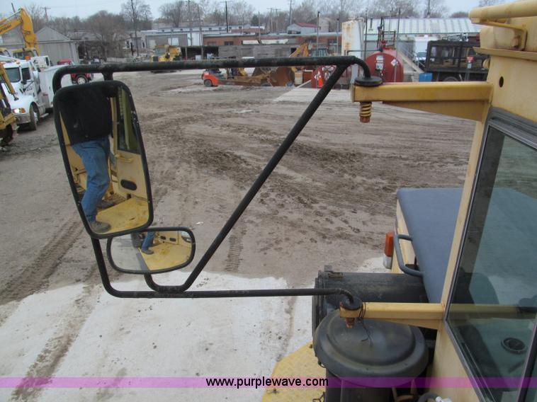 image for item E2816 1995 Volvo A35 articulated dump truck