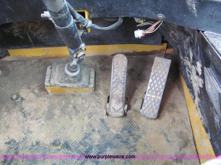 image for item E2816 1995 Volvo A35 articulated dump truck