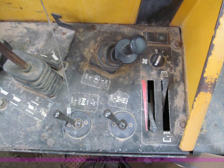 image for item E2816 1995 Volvo A35 articulated dump truck