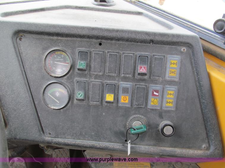 image for item E2817 1993 Volvo A30 articulated dump truck