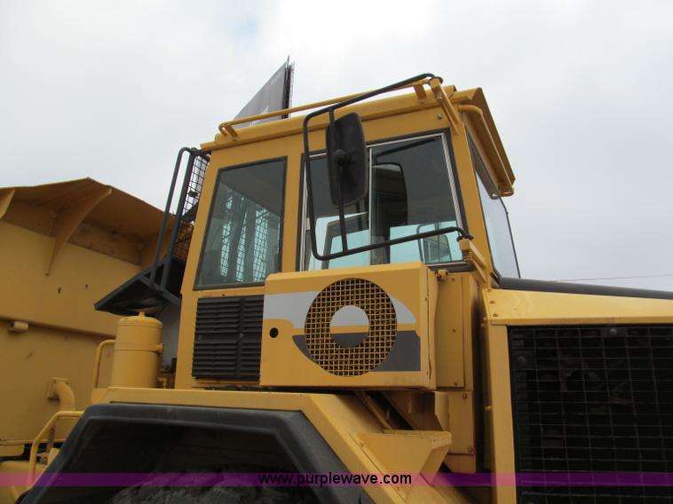 image for item E2817 1993 Volvo A30 articulated dump truck