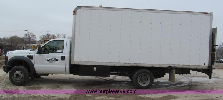 image for item E2818 2008 Ford F550 XL Super Duty box truck