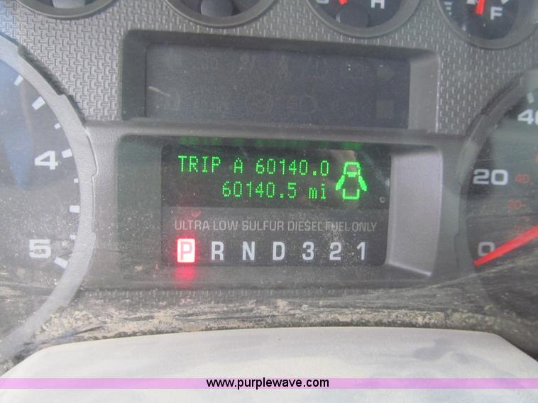 image for item E2818 2008 Ford F550 XL Super Duty box truck