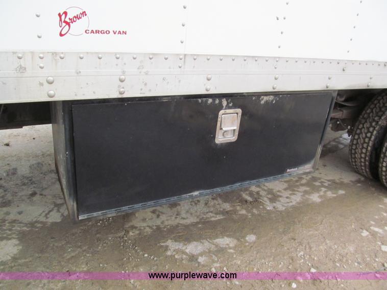 image for item E2818 2008 Ford F550 XL Super Duty box truck