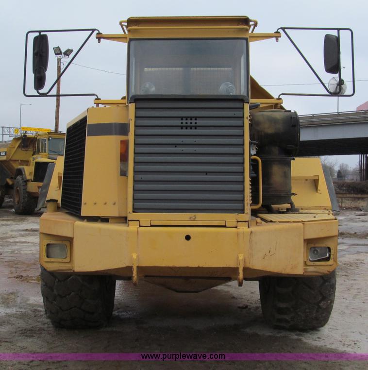 image for item E2820 1995 Volvo A35 articulated dump truck