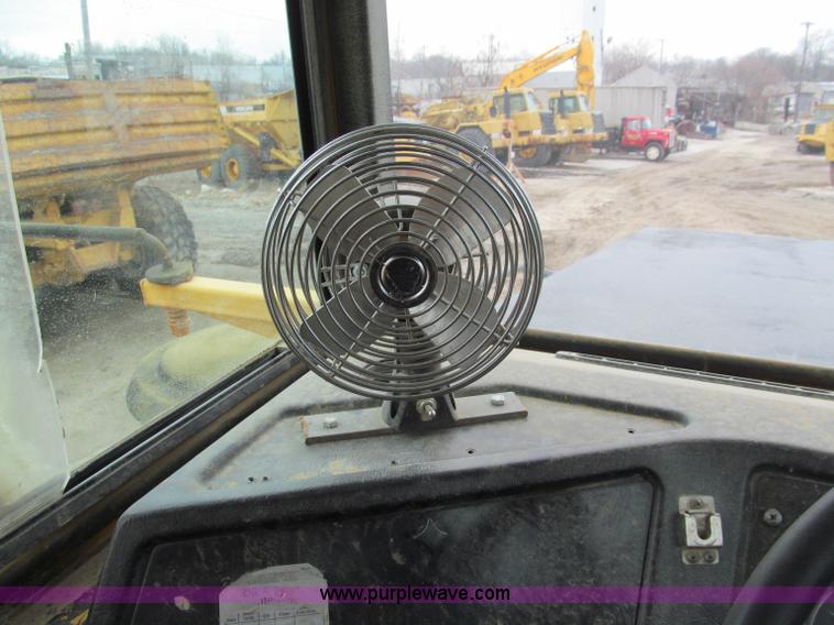 image for item E2820 1995 Volvo A35 articulated dump truck