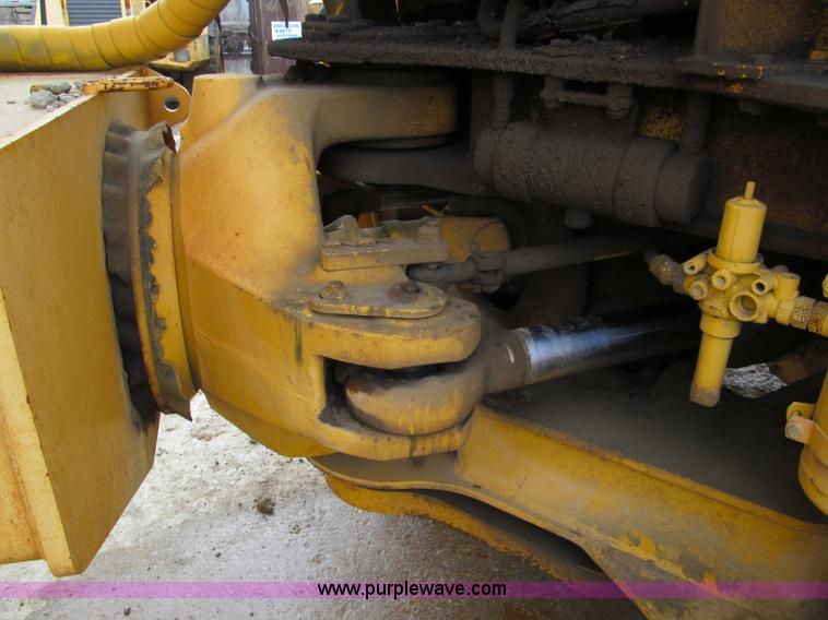 image for item E2820 1995 Volvo A35 articulated dump truck