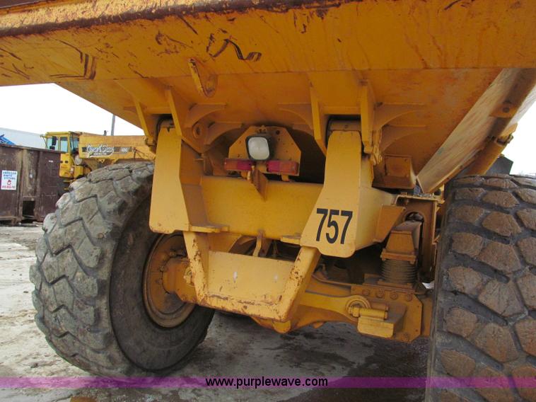 image for item E2820 1995 Volvo A35 articulated dump truck