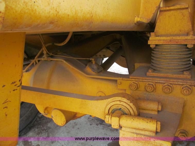 image for item E2820 1995 Volvo A35 articulated dump truck