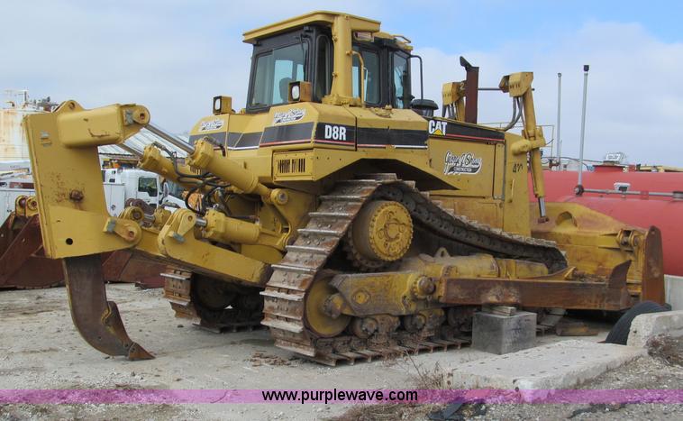 image for item E2821 1996 Caterpillar D8R dozer