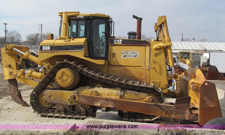 image for item E2821 1996 Caterpillar D8R dozer
