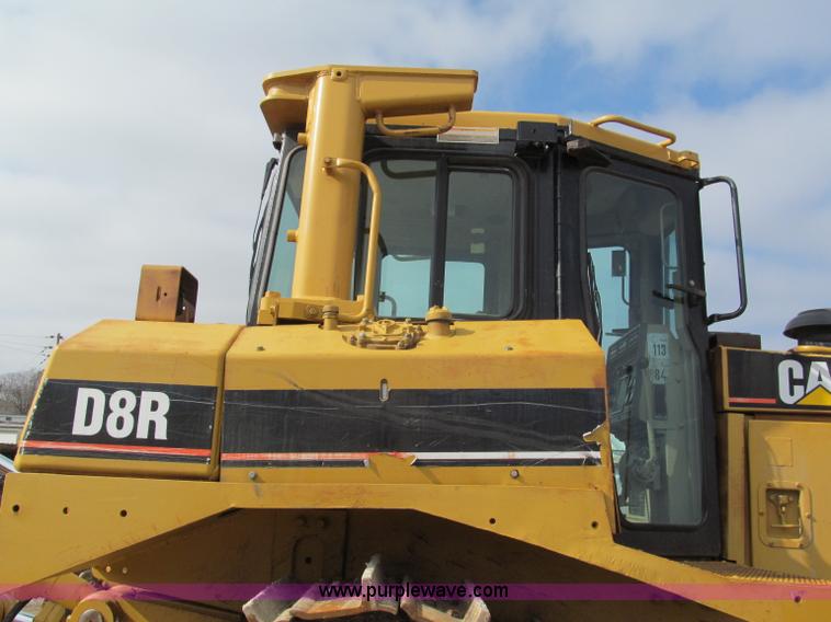 image for item E2821 1996 Caterpillar D8R dozer