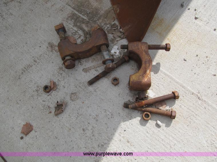 image for item E2821 1996 Caterpillar D8R dozer