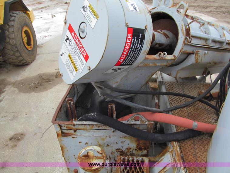 image for item E2823 1995 Power Curbers 5700B curb machine