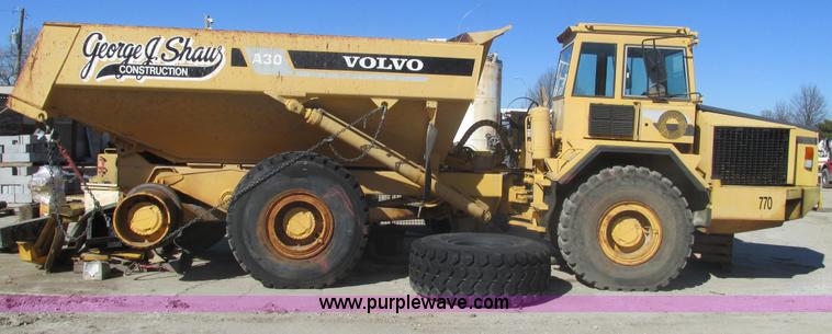 image for item E2826 1993 Volvo A30 articulated dump truck
