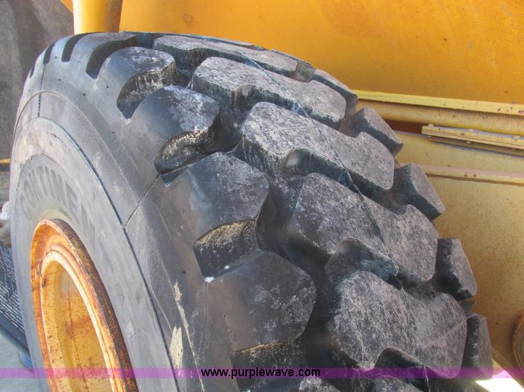 image for item E2826 1993 Volvo A30 articulated dump truck