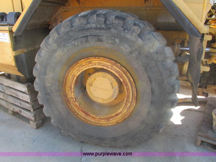 image for item E2826 1993 Volvo A30 articulated dump truck