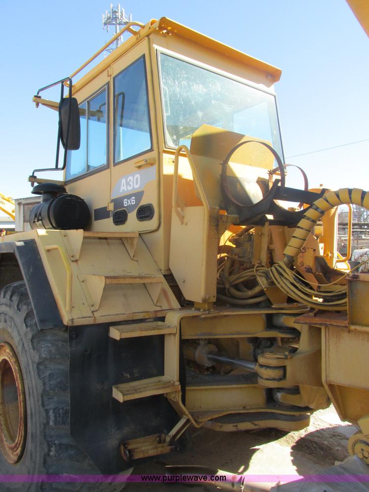 image for item E2826 1993 Volvo A30 articulated dump truck