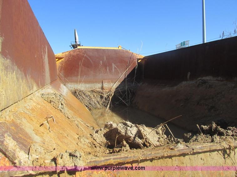 image for item E2826 1993 Volvo A30 articulated dump truck