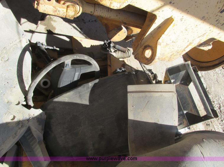 image for item E2826 1993 Volvo A30 articulated dump truck