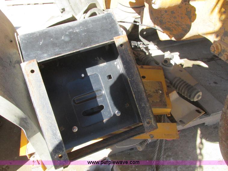 image for item E2826 1993 Volvo A30 articulated dump truck