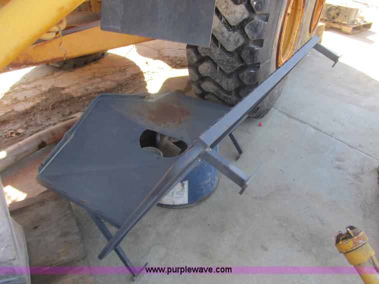 image for item E2826 1993 Volvo A30 articulated dump truck