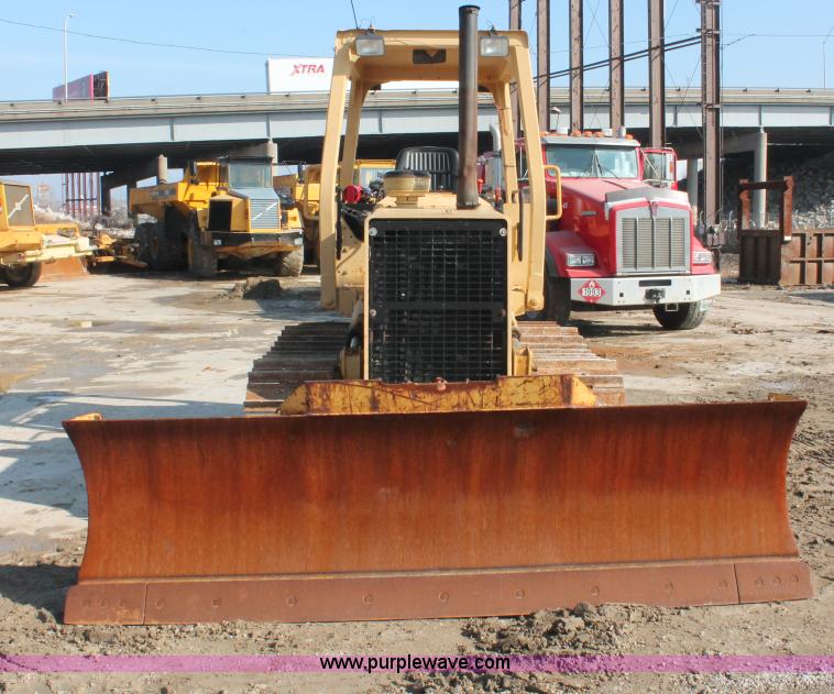 image for item E2834 1996 John Deere 450G LT Series IV dozer