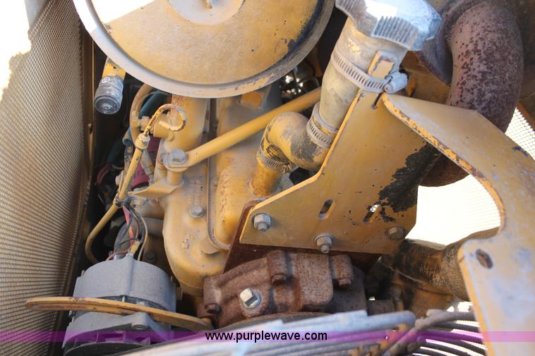 image for item E2834 1996 John Deere 450G LT Series IV dozer