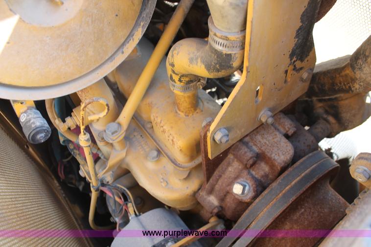 image for item E2834 1996 John Deere 450G LT Series IV dozer