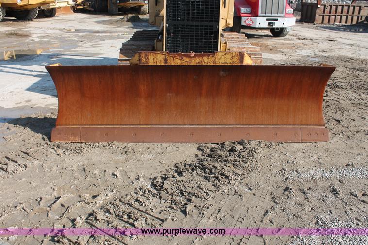 image for item E2834 1996 John Deere 450G LT Series IV dozer