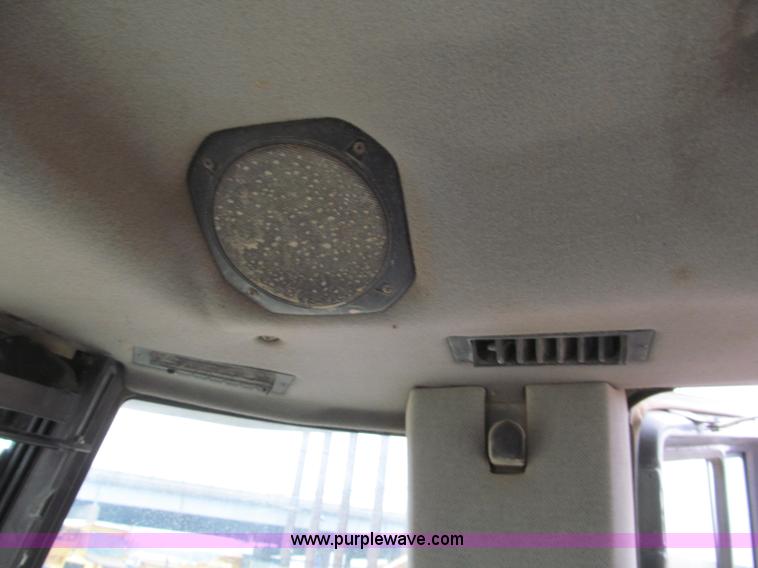 image for item E5894 1999 Case 580L Series II extendahoe backhoe