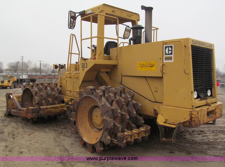 image for item E5895 1984 Caterpillar 815B compactor