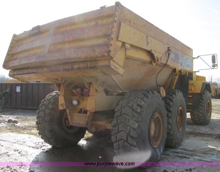 image for item F4235 1996 Volvo A35C articulating haul truck