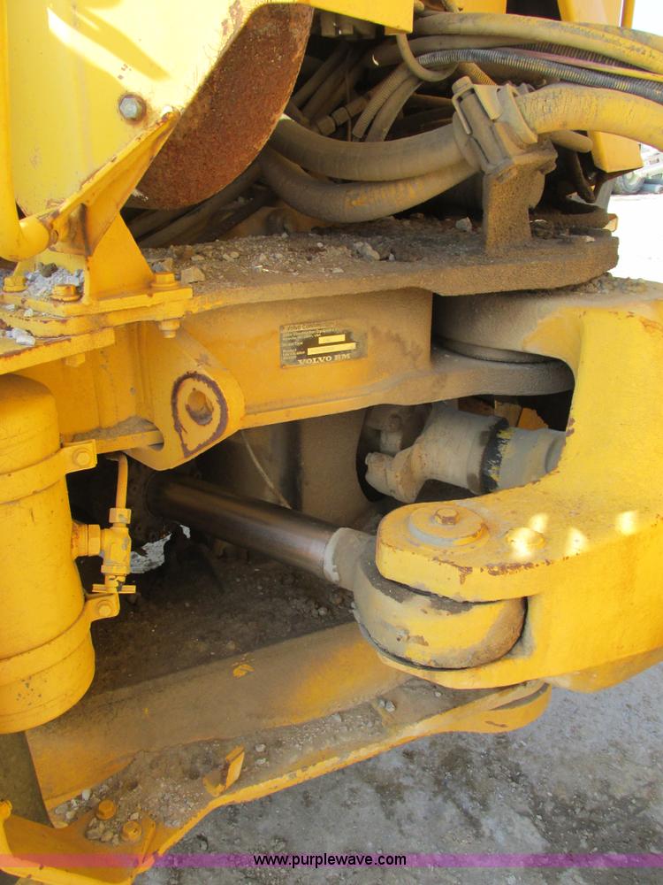 image for item F4235 1996 Volvo A35C articulating haul truck