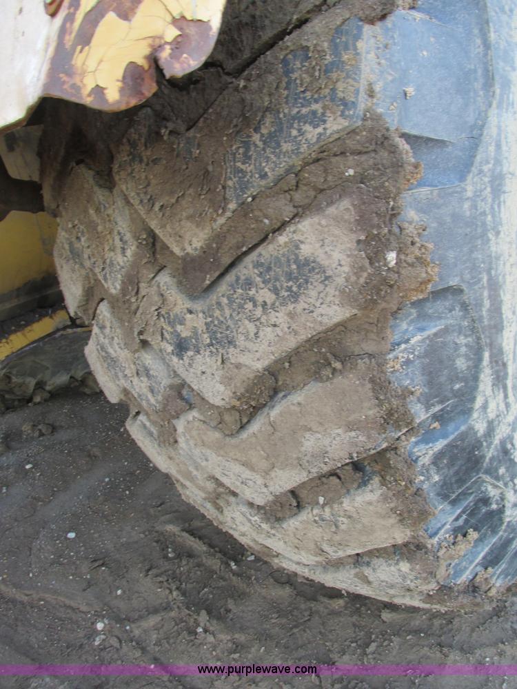 image for item F4301 1980 Caterpillar 621B wheel scraper