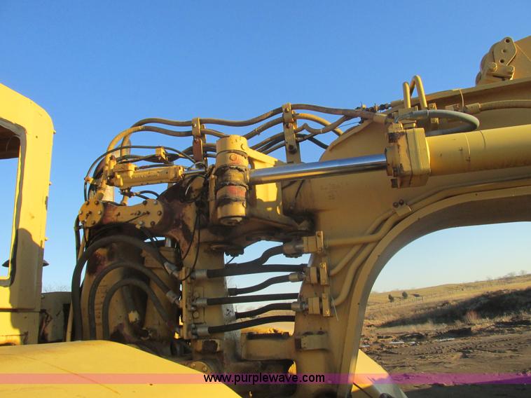 image for item F4301 1980 Caterpillar 621B wheel scraper