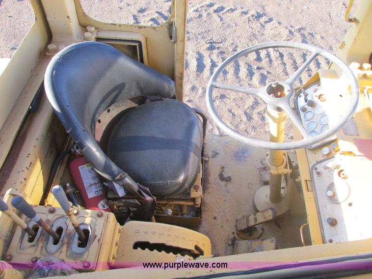 image for item F4301 1980 Caterpillar 621B wheel scraper