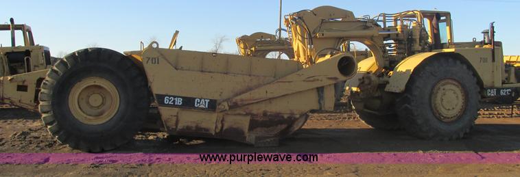 image for item F4302 1974 Caterpillar 621B wheel scraper