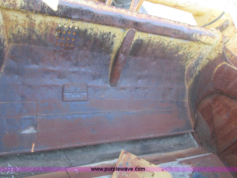 image for item F4302 1974 Caterpillar 621B wheel scraper