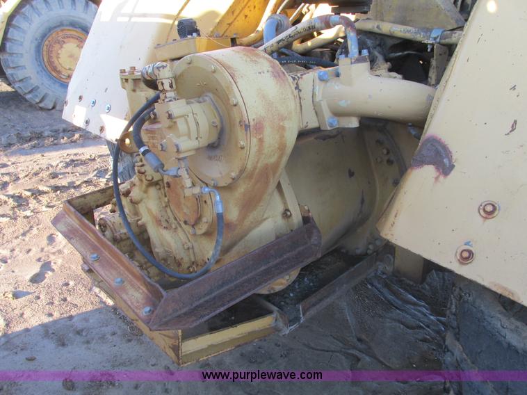 image for item F4302 1974 Caterpillar 621B wheel scraper