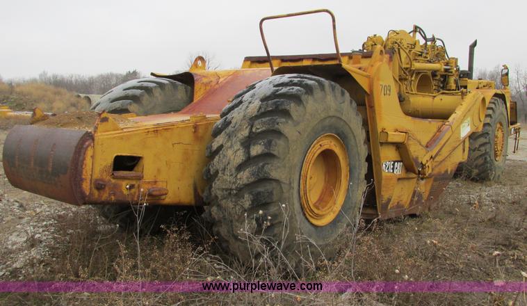 image for item F4305 1988 Caterpillar 621E wheel scraper