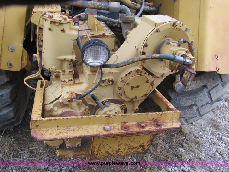 image for item F4305 1988 Caterpillar 621E wheel scraper