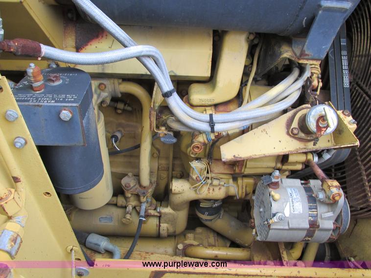 image for item F4305 1988 Caterpillar 621E wheel scraper