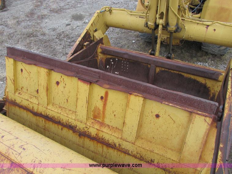 image for item F4305 1988 Caterpillar 621E wheel scraper