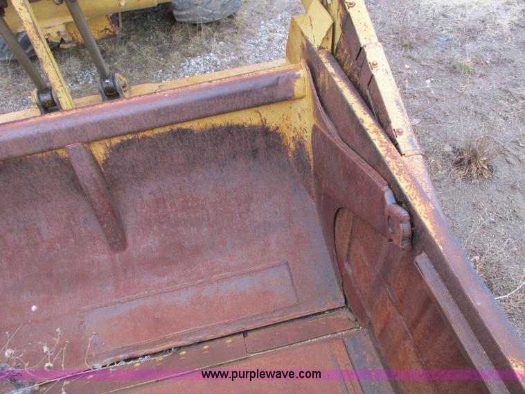 image for item F4305 1988 Caterpillar 621E wheel scraper